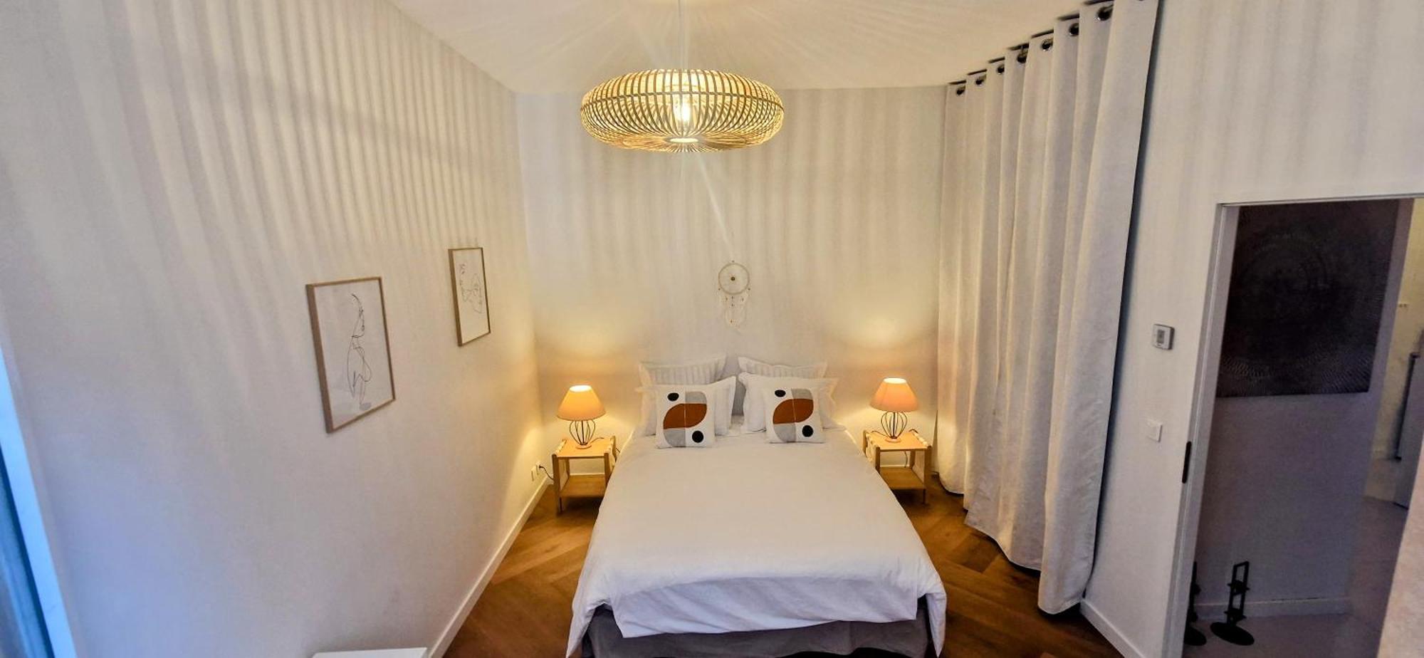 Esprit Loft, D'exception, 3 Chambres, Jardin Au Centre Ville, Climatisation Sète